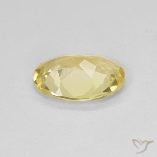 Béryl Jaune doré léger naturelle ovale, 1.19 ct, VVS-VS