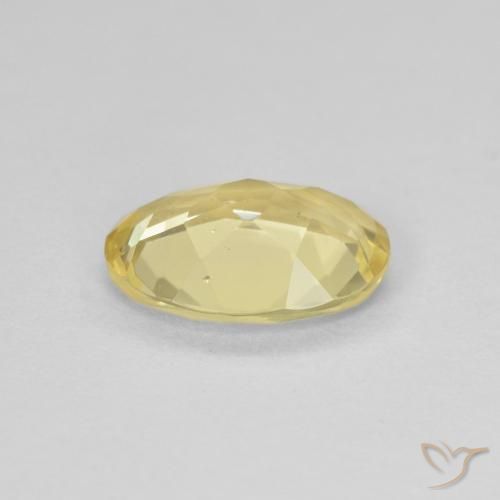 Béryl Jaune clair naturelle ovale, 1.22 ct, VVS-VS