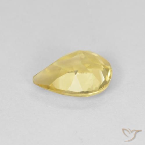 Béryl Jaune doré léger naturelle En forme de poire, 0.90 ct, VS