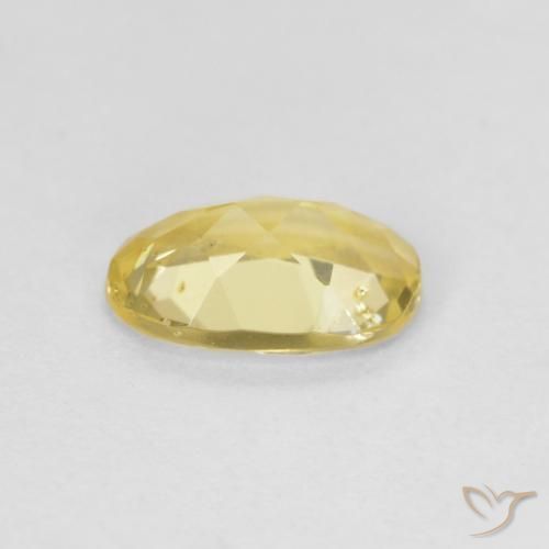 Béryl Doré léger naturelle ovale, 0.54 ct, VS