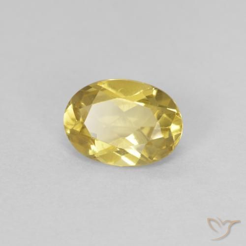 Béryl Jaune clair naturelle ovale, 0.74 ct, VVS-VS