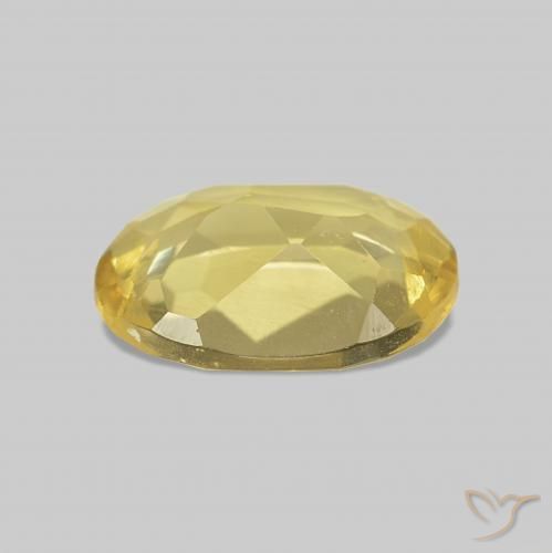 Béryl Jaune clair naturelle ovale, 0.59 ct, VVS-VS