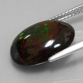 Opale noire multicolore naturelle coupe ovale, 4,47 ct, opaque