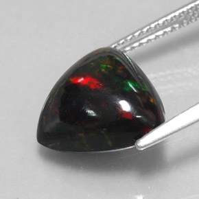 Opale noire multicolore naturelle trillion, 4,00 ct, opaque