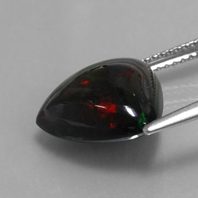 Opale noire multicolore naturelle trillion, 3,55 ct, opaque