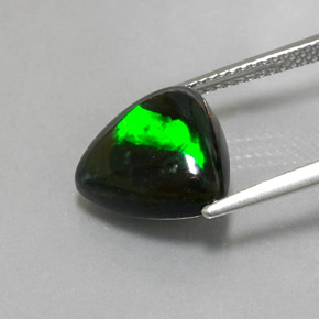 Opale noire multicolore naturelle trillion, 3,11 ct, opaque