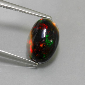 Opale noire multicolore naturelle coupe ovale, 2,26 ct, opaque