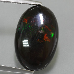 Opale noire multicolore naturelle coupe ovale, 4,78 ct, opaque