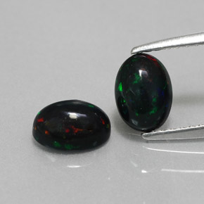 Achetez naturel ct multicolore opale noire gems, coupe ovale, en provenance ethiopie chez gemselect. en stock, livraison internationale!