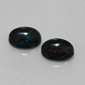 Achetez naturel ct multicolore opale noire gems, coupe ovale, en provenance ethiopie chez gemselect. en stock, livraison internationale!