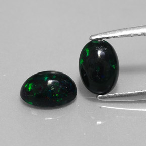 Achetez naturel ct multicolore opale noire gems, coupe ovale, en provenance ethiopie chez gemselect. en stock, livraison internationale!