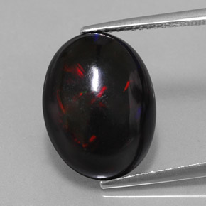 Opale noire multicolore naturelle coupe ovale, 5,63 ct, opaque