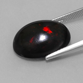 Opale noire multicolore naturelle coupe ovale, 5,63 ct, opaque