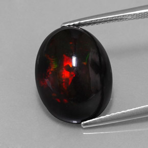 Opale noire multicolore naturelle coupe ovale, 8,11 ct, opaque