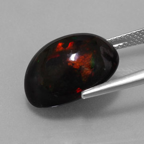 Opale noire multicolore naturelle coupe ovale, 8,11 ct, opaque