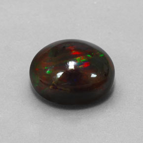 Opale noire multicolore naturelle coupe ovale, 3,84 ct, opaque