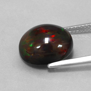 Opale noire multicolore naturelle coupe ovale, 3,84 ct, opaque