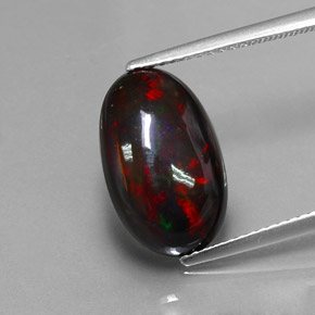 Opale noire multicolore naturelle coupe ovale, 3,80 ct, opaque