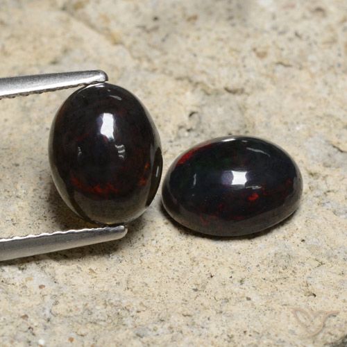 2.45ctw Naturel Multicolore Opale noire, ovale, Translucide