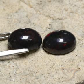 Shop natural 2.45ct Multicolore Opale noire gems, ovale, from Ethiopie at GemSelect. In stock, global shipping!