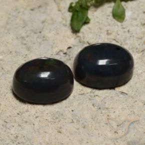 Shop natural 3.23ct Multicolore Opale noire gems, ovale, from Ethiopie at GemSelect. In stock, global shipping!
