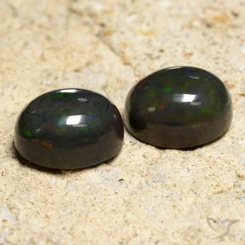 Shop natural 3.64ct Multicolore Opale noire gems, ovale, from Ethiopie at GemSelect. In stock, global shipping!