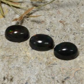Shop natural 2.84ct Multicolore Opale noire gems, ovale, from Ethiopie at GemSelect. In stock, global shipping!