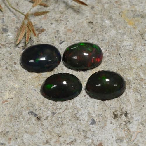 Shop natural 4.58ct Multicolore Opale noire gems, ovale, from Ethiopie at GemSelect. In stock, global shipping!