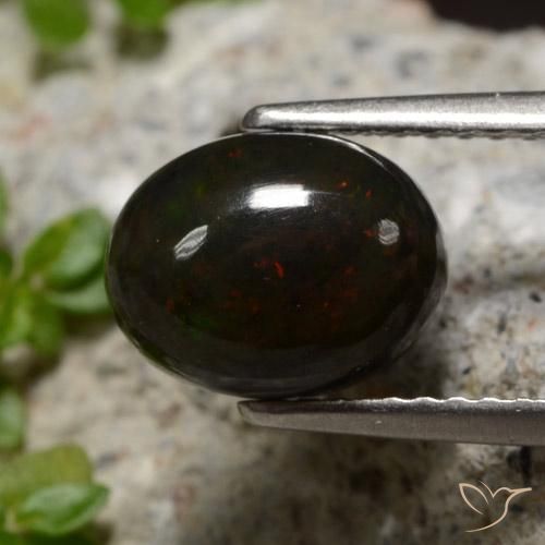 Opale noire Multicolore naturelle ovale, 1.34 ct, Translucide