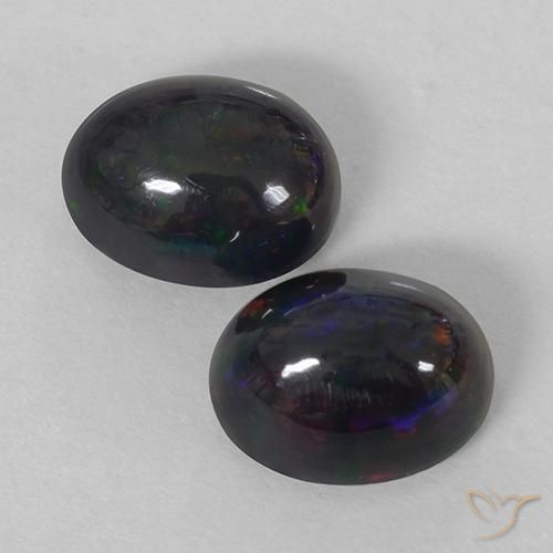 2.74ctw Naturel Multicolore Opale noire, ovale, Opaque