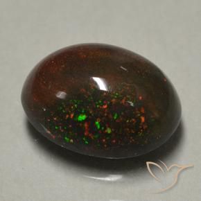 Opale noire multicolore naturelle coupe ovale, 0,89 ct, opaque