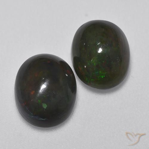 Shop natural 2.72ct Multicolore Opale noire gems, ovale, from Ethiopie at GemSelect. In stock, global shipping!