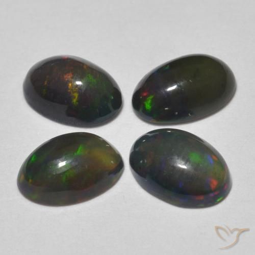 Shop natural 1.10ct Multicolore Opale noire gems, ovale, from Ethiopie at GemSelect. In stock, global shipping!