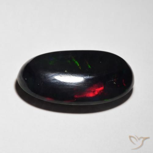 Opale noire Multicolore naturelle ovale, 7.14 ct, Translucide