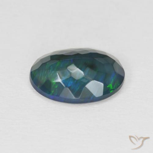 Opale noire Multicolore naturelle ovale, 2.84 ct, Translucide