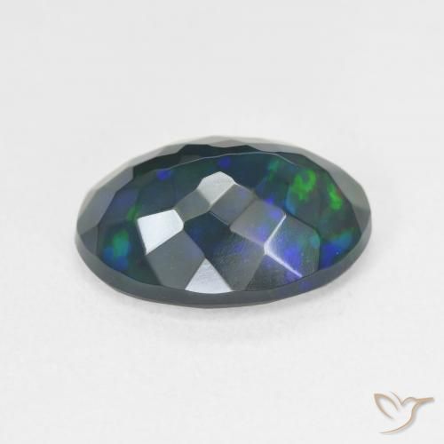 Opale noire Multicolore naturelle ovale, 2.94 ct, Translucide
