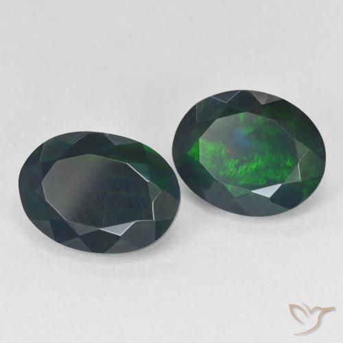 Shop natural 3.88ct Multicolore Opale noire gems, ovale, from Ethiopie at GemSelect. In stock, global shipping!