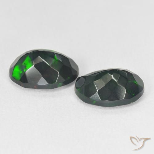 Shop natural 3.63ct Multicolore Opale noire gems, ovale, from Ethiopie at GemSelect. In stock, global shipping!
