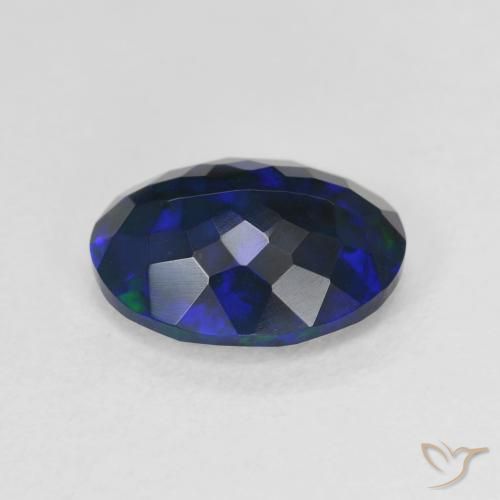 Opale noire multicolore naturelle coupe ovale, 2,17 ct, translucide