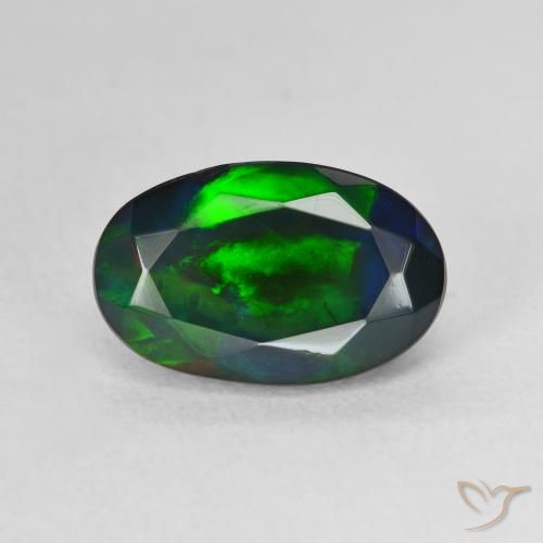 Opale noire Multicolore naturelle ovale, 2.75 ct, Translucide