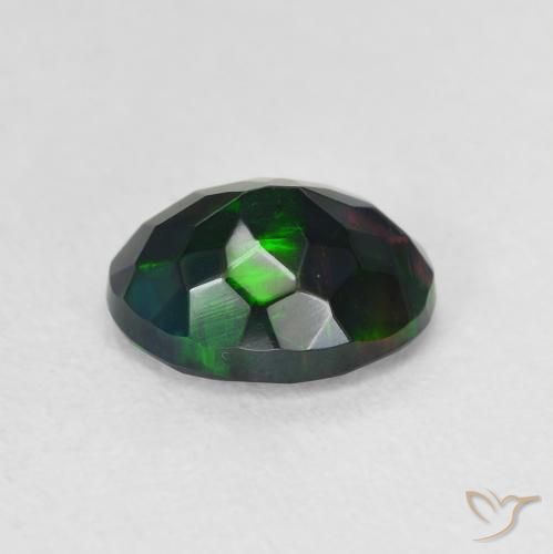 Opale noire Multicolore naturelle ovale, 0.92 ct, Translucide