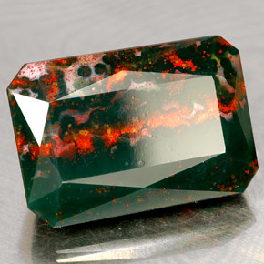 Héliotrope vert naturelle taille émeraude, 12,46 ct, opaque