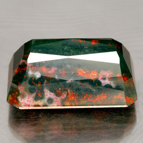 Héliotrope vert naturelle taille émeraude, 12,46 ct, opaque