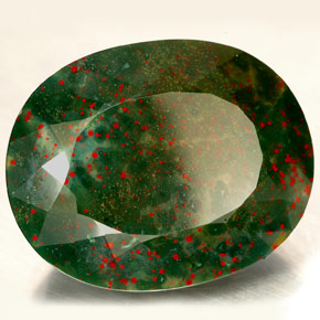 Pierre de sang Vert Tacheté naturelle Coupe ovale, 31.65 ct, Opaque