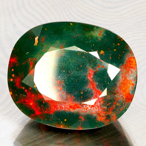 Héliotrope vert naturelle coupe ovale, 19,44 ct, opaque