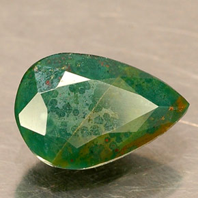 Héliotrope vert naturelle en forme de poire, 0,63 ct, opaque