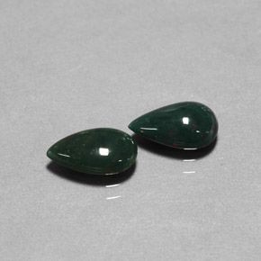 Achetez naturel ct vert héliotrope gems, en forme de poire, en provenance madagascar chez gemselect. en stock, livraison internationale!