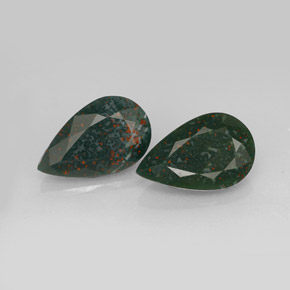 Achetez naturel ct vert héliotrope gems, en forme de poire, en provenance madagascar chez gemselect. en stock, livraison internationale!