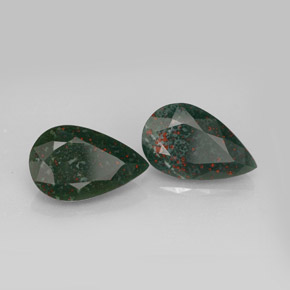 Achetez naturel ct vert héliotrope gems, en forme de poire, en provenance madagascar chez gemselect. en stock, livraison internationale!