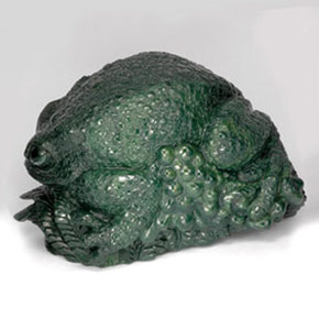 Héliotrope vert naturelle forme fantaisie, 931,99 ct, opaque